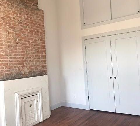 5th image of 309 20th St APT 3