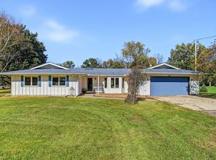 963 Trout Brook Rd, Hudson, WI 54016