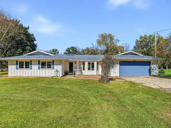 963 Trout Brook Rd, Hudson, WI 54016