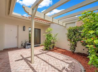 21560 Coronado Ave, Boca Raton, FL 33433