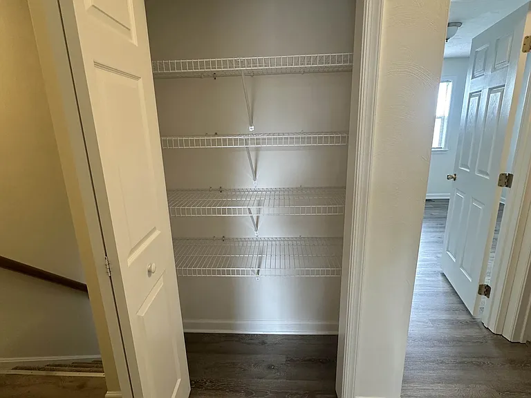 10 Lawrence Pl — Photo 6