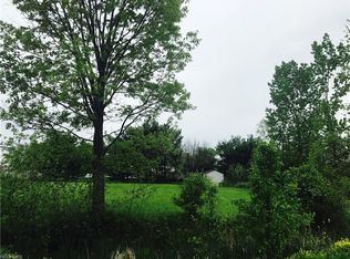 200 W Greenwich Rd, Seville, OH 44273