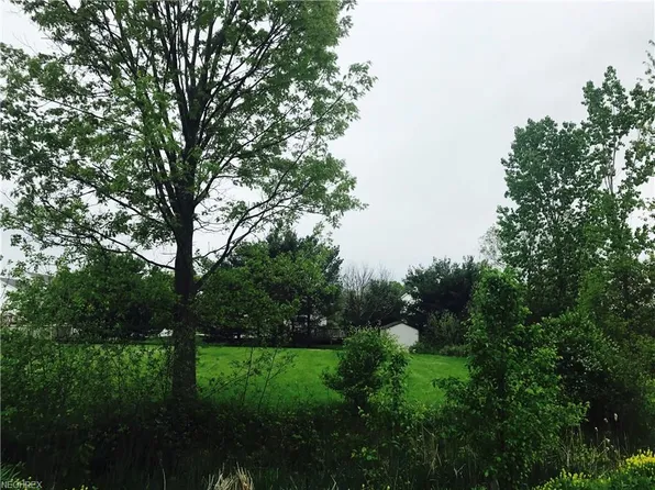 200 W Greenwich Rd, Seville, OH 44273