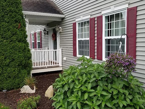 2nd image of 1393 Foxfield Dr