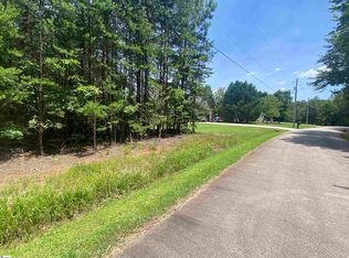 10 White Pine Ln, Greenville, SC 29617