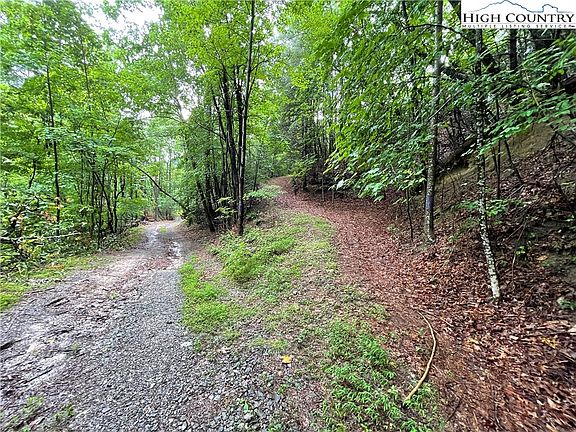 4th image of 516 Tranquility Creek Drive