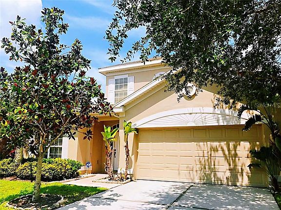 2nd image of 609 Fern Lake Dr #1