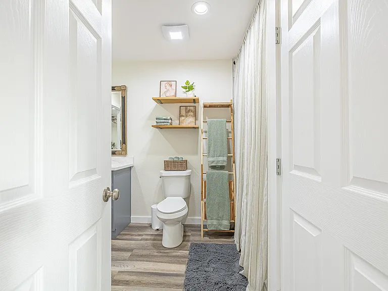 1029 Fish Hatchery Rd #B — Photo 13