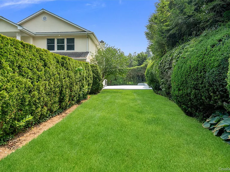 10 Osborne Ln — Photo 31