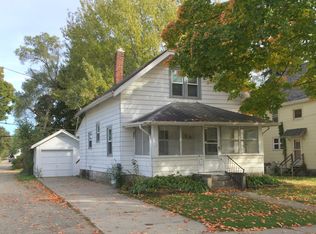 953 McKinley Ave, Beloit, WI 53511
