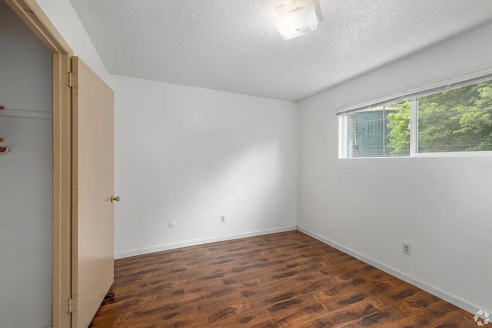 2 bed, 700 sqft, $1,500 — Photo 4