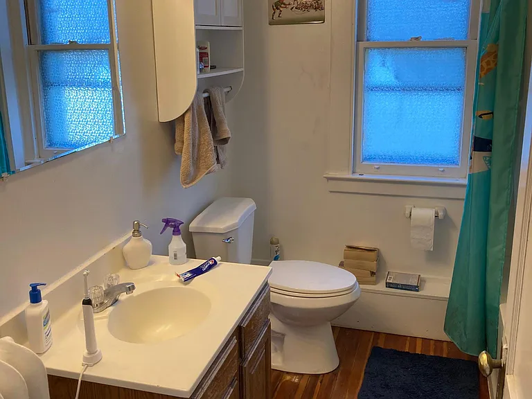 1074 Boulevard #3 — Photo 7