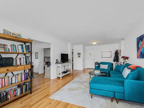 3935 Blackstone Avenue #5F, Bronx, NY 10471