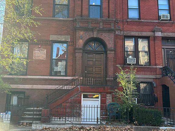 4th image of 1 Madison Ave #2