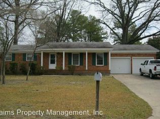 876 Southview Cir, Fayetteville, NC 28311