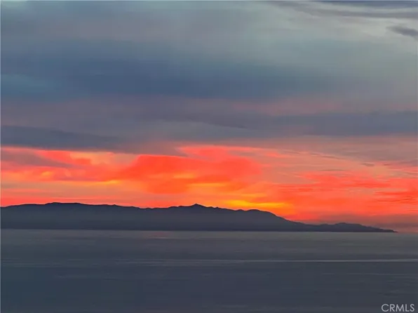 32353 Sea Raven Dr, Rancho Palos Verdes, CA 90275