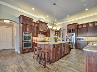 2848 S Miller Rd, Valrico, FL 33596