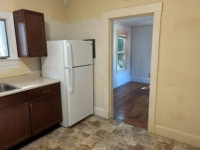 1 bed, 1.0 bath, 560 sqft, $2,100 — Photo 4
