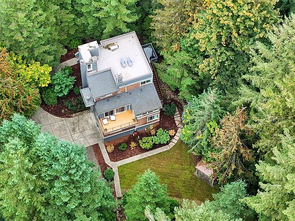 2nd image of 25109 SE 158th Street