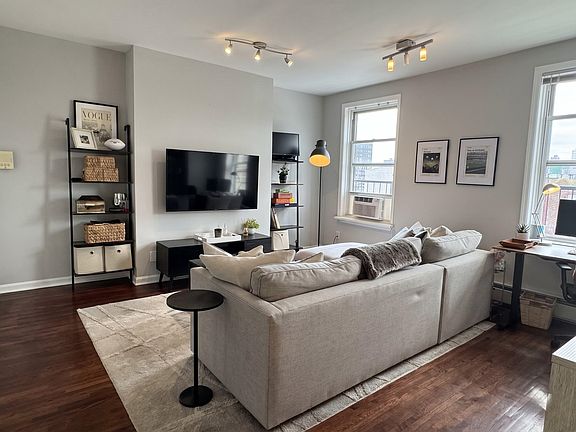 2nd image of 102 Washington St APT 4C