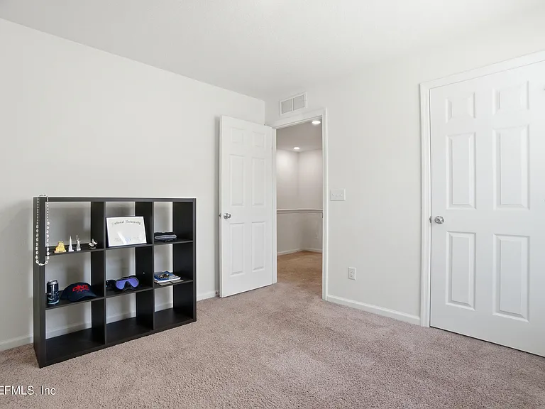 7662 Merchants Way — Photo 18