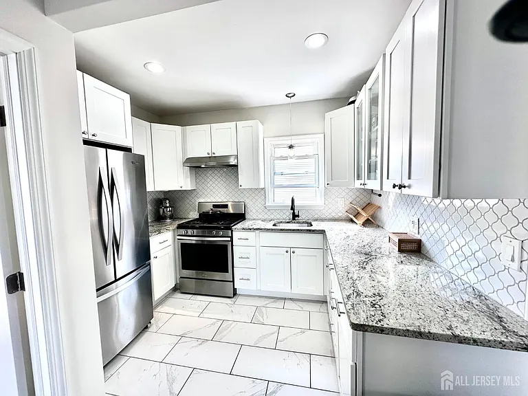 139 Sylvan Ave #1 — Photo 3