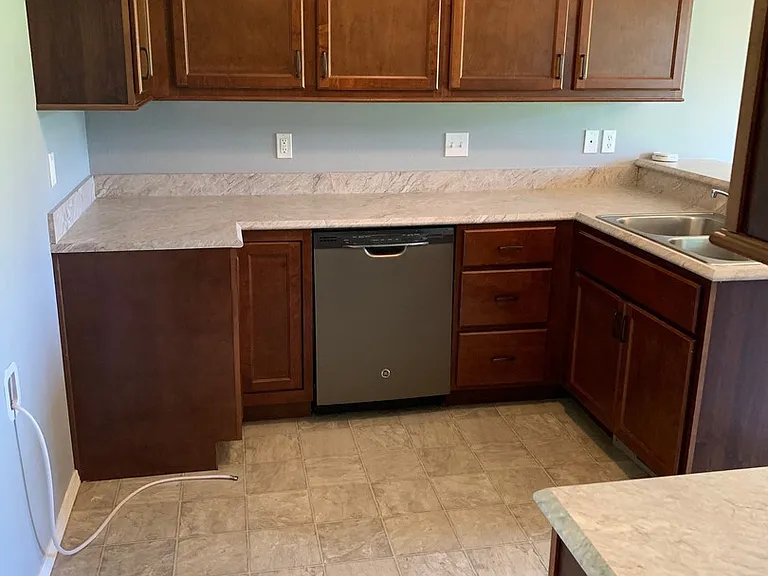 422 Stone Creek Rd — Photo 2