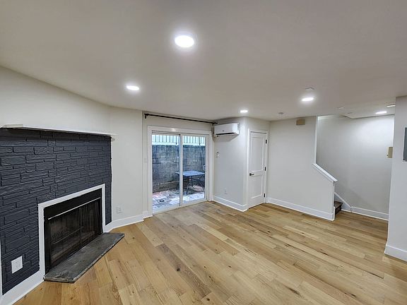 2nd image of 308 W Wildey St #1