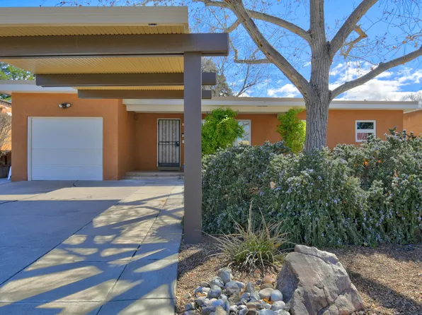 1328 Wellesley Dr NE, Albuquerque, NM 87106