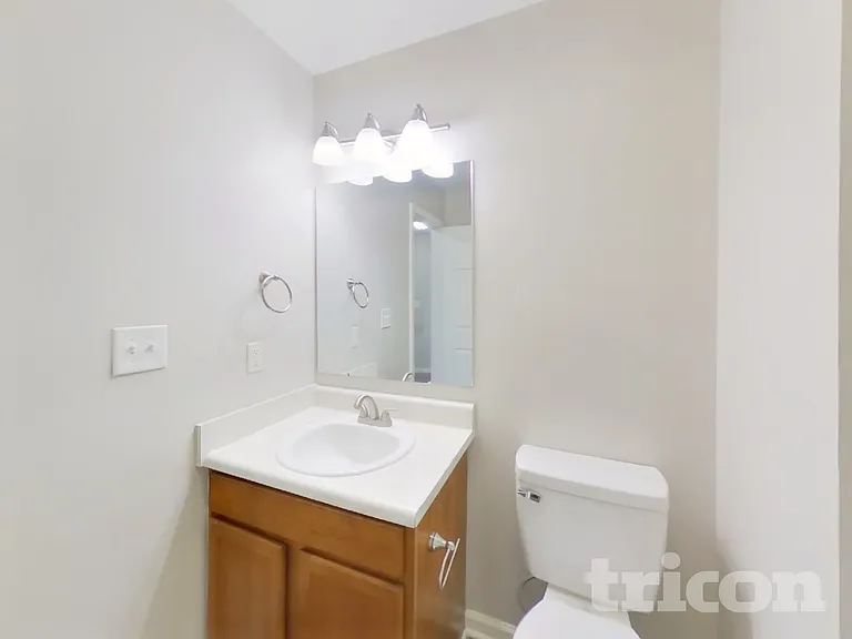 1032 Central Park Blvd S — Photo 14