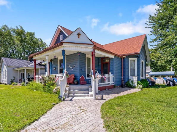 202 W Laurel St, Seymour, IN 47274