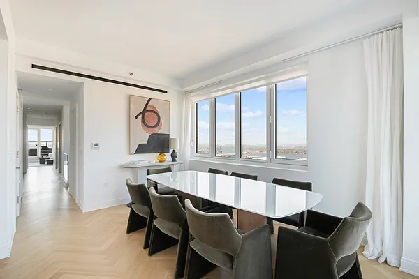 Rented by Nest Seekers International | media 6