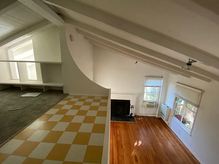 2036-2050 High Tower Dr — Photo 4