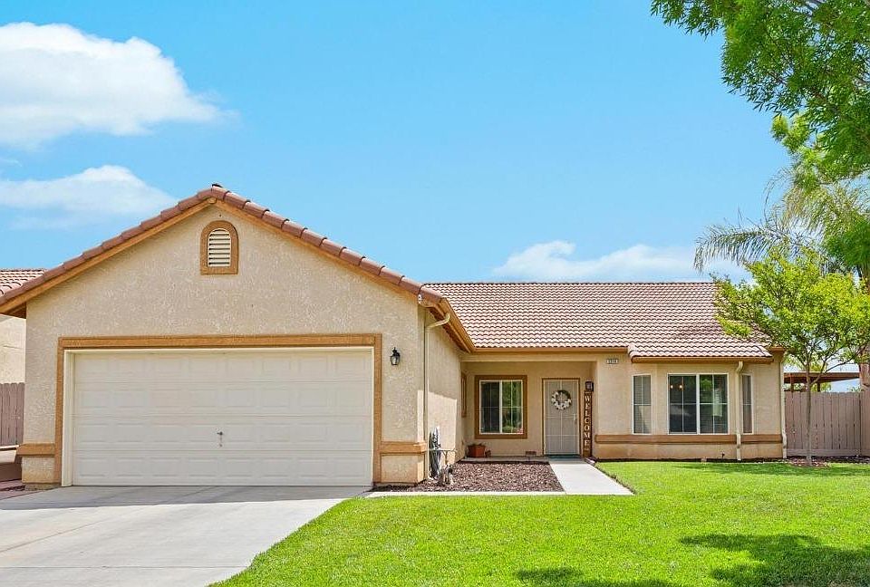 1st image of 2218 Grand Canyon Way