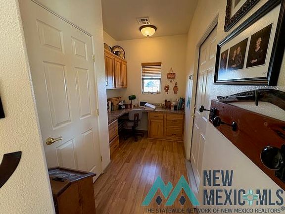 4th image of 3006 Hook Rd SE