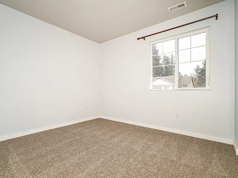 11521 138th Street Ct E — Photo 11