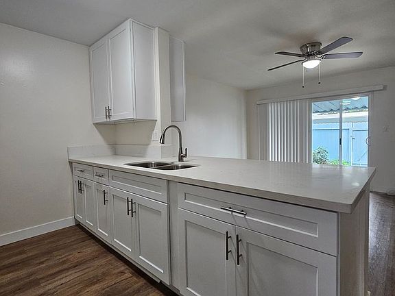 4th image of 10117 Gunn Ave APT D3