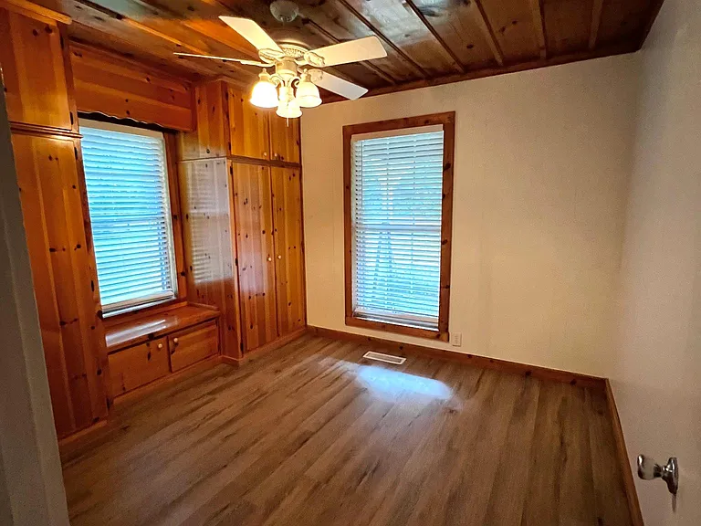4592 Bear Creek Rd — Photo 11