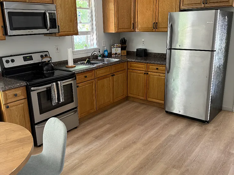 25 Doten Ave — Photo 2