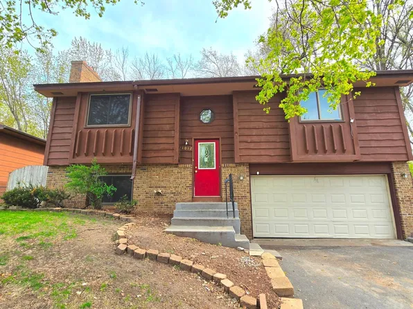 1012 104th Ave NW, Coon Rapids, MN 55433
