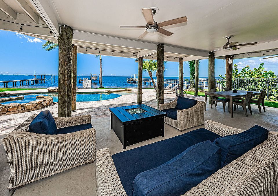 505 N Mayo St, Crystal Beach, FL 34681 Zillow