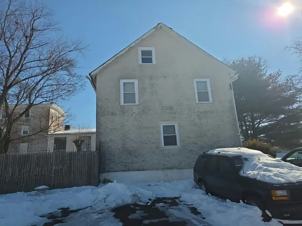 105 Middle Rd, Dublin, PA 18917