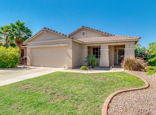 2630 W Half Moon Cir, San Tan Valley, AZ 85142