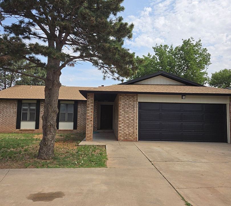 1st image of 2128 Castle Ct