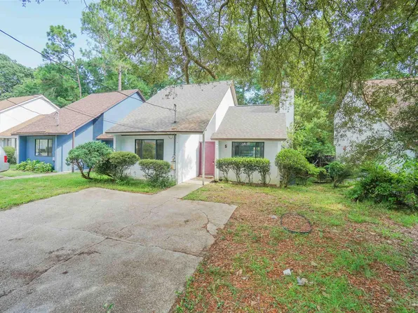 6400 Long St APT 5, Pensacola, FL 32504