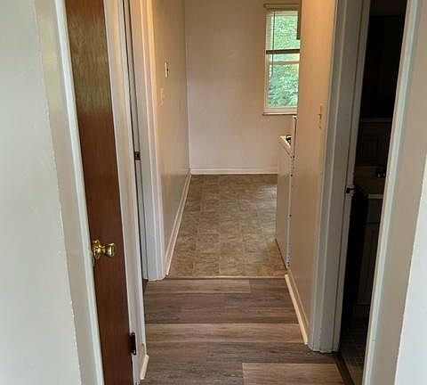 4th image of 45 Crestview Dr #3