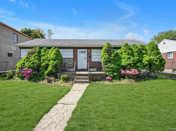 2255 Parkhurst Road, Elmont, NY 11003