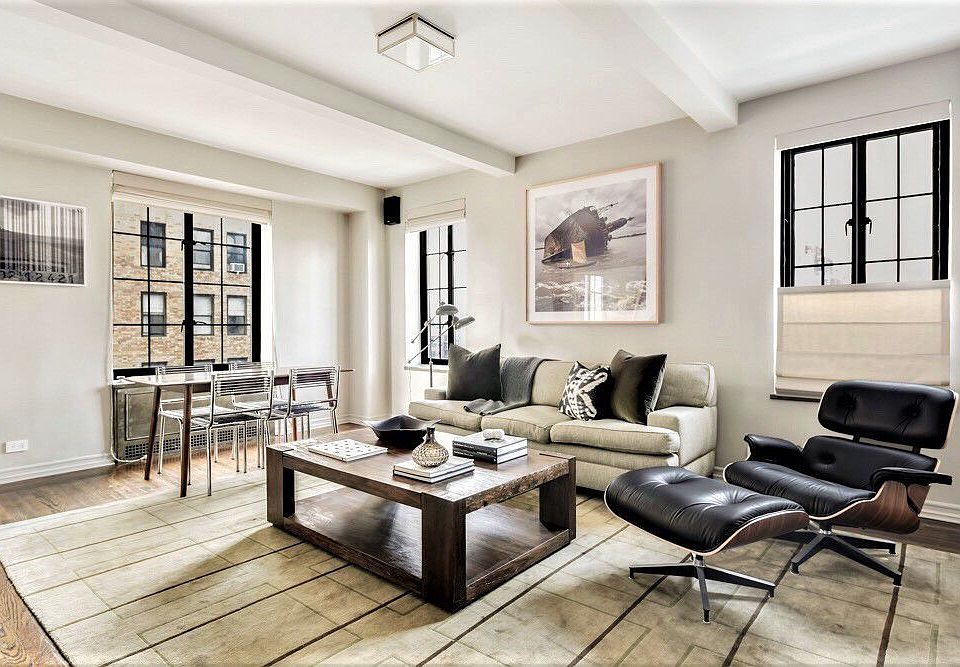 1st image of 100 7th Ave #15A
