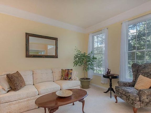 5th image of 1436 Crystalaire Ct SE