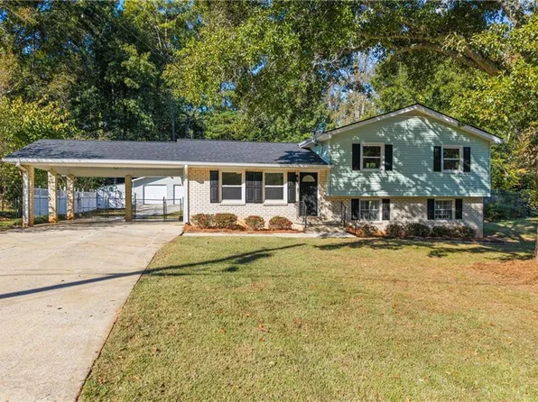 7425 Rountree Dr, Riverdale, GA 30274